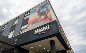 Miami Hotel Melbourne 3*